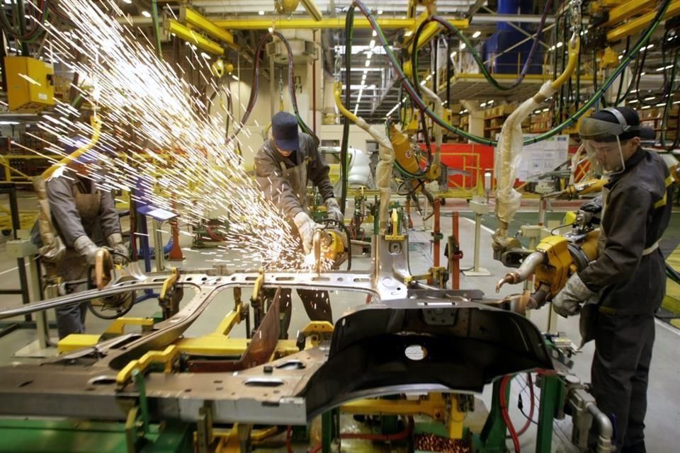 ¿Cómo afecta a México la huelga de trabajadores de la industria automotriz en EE.UU.?